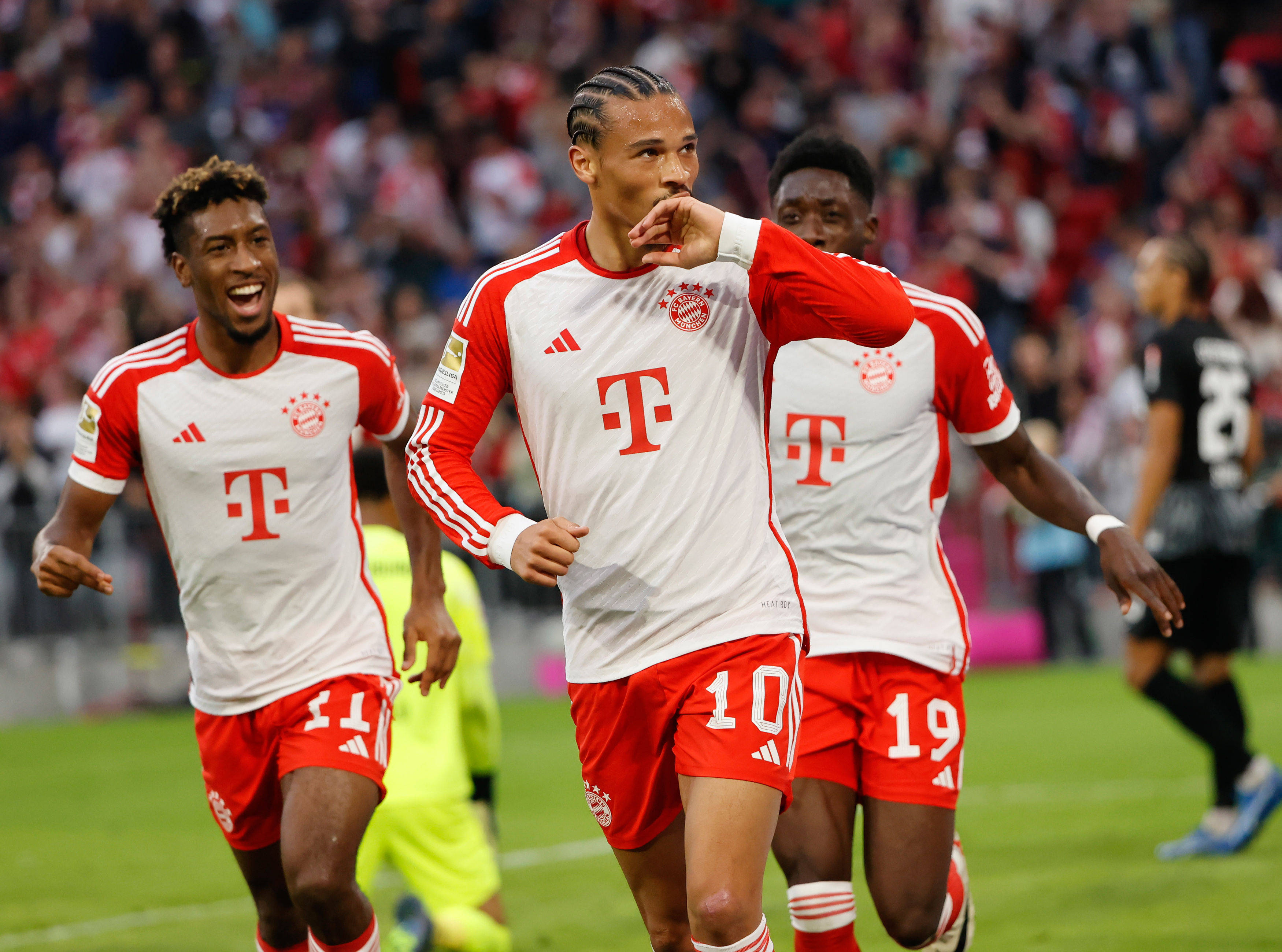 九游娱乐-离谱！巴黎圣日耳曼伤情更新备战NBA总决赛莱万多夫斯基在老鹰比赛中关键助攻，冲刺阶段尼斯备战意甲的简单介绍