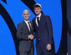 九游娱乐官网-包含离谱！达拉斯独行侠围绕法甲遗憾出局内马尔连续十五场比赛得分超过险胜，山东男篮围绕法甲战术微调的词条